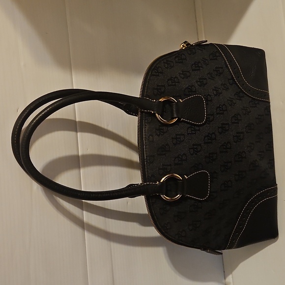 Dooney & Bourke Large Domed Satchel - Picture 2 of 14